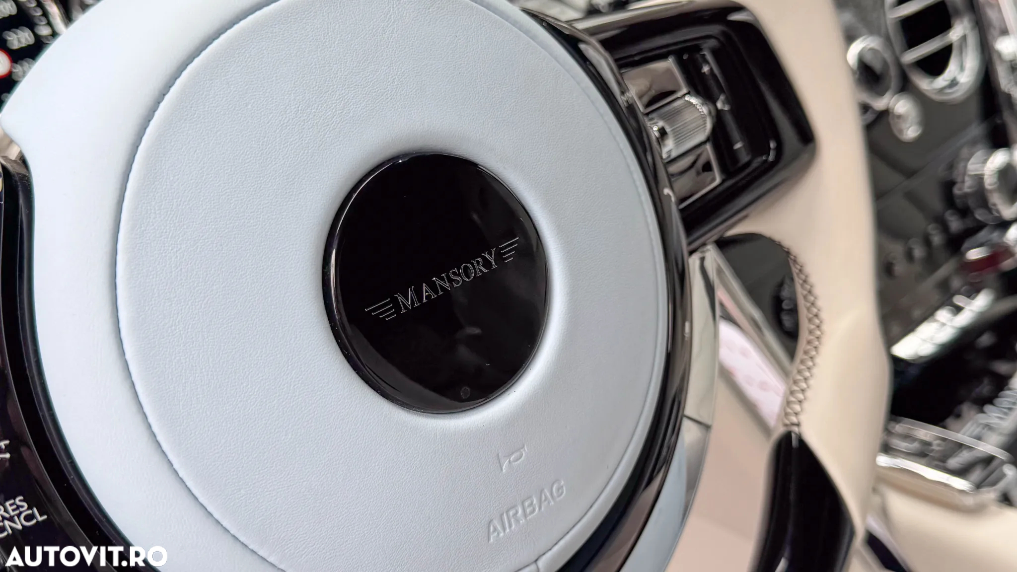 Rolls-Royce Cullinan Standard - 26