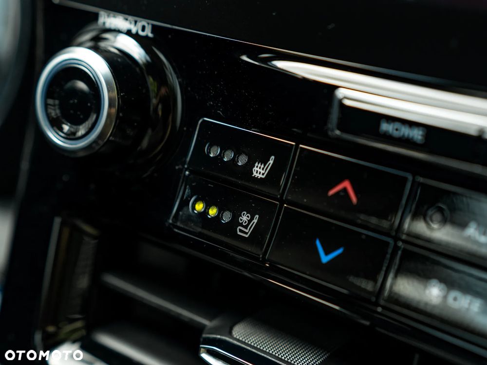 Toyota Highlander 2.5 Hybrid Executive - 15