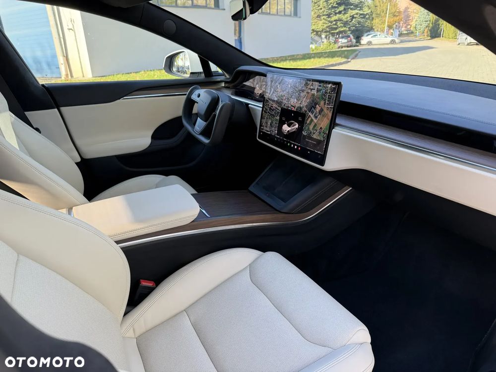 Tesla Model S Long Range - 10