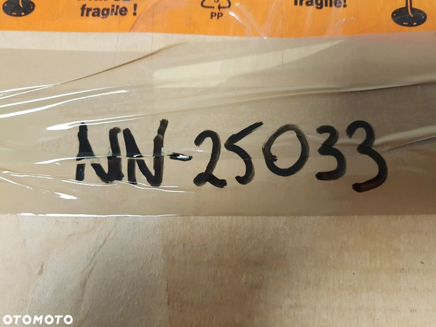 ORYGINALNA FABRYCZNIE NOWA LAMPA PRZECIWMGIELNA TYLNA  LEWA HYUNDAI I30 I 1 07-12 92405-A5000 - 9
