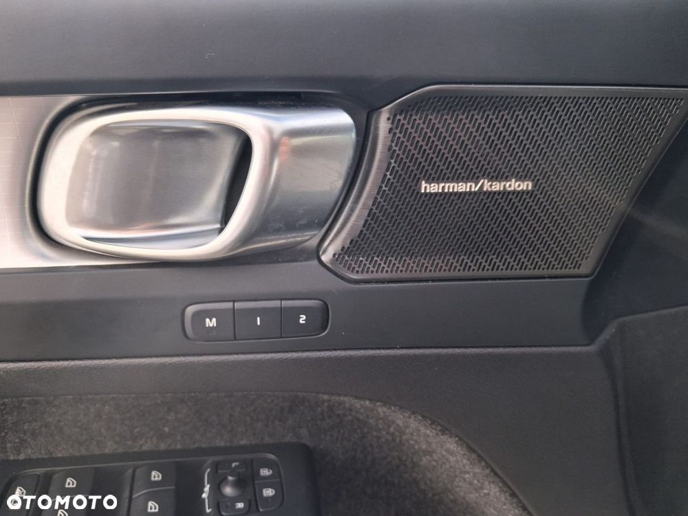 Volvo XC 40 - 19