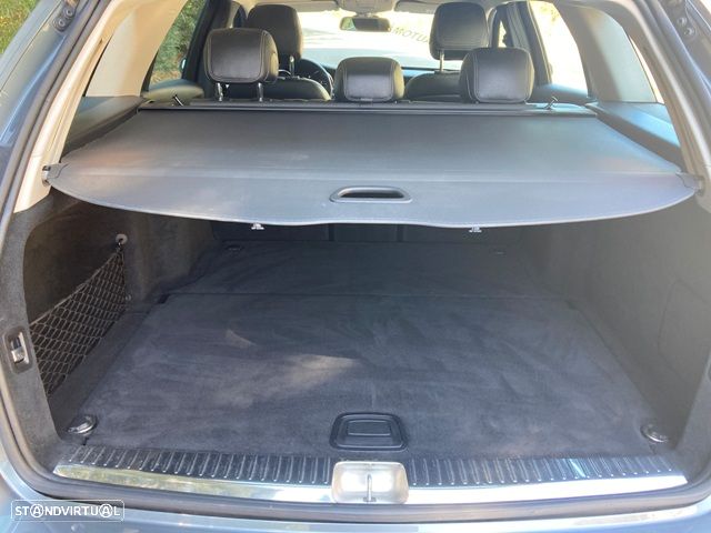 Mercedes-Benz C 180 d Avantgarde Aut. - 31