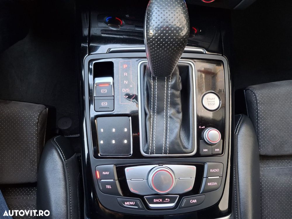 Audi A6 Avant 2.0 TDI Ultra S tronic - 25