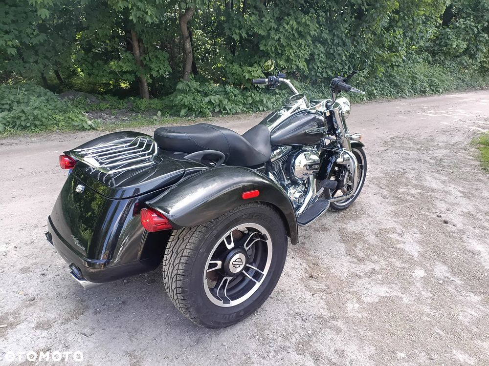 Harley-Davidson Trike Freewheeler - 14