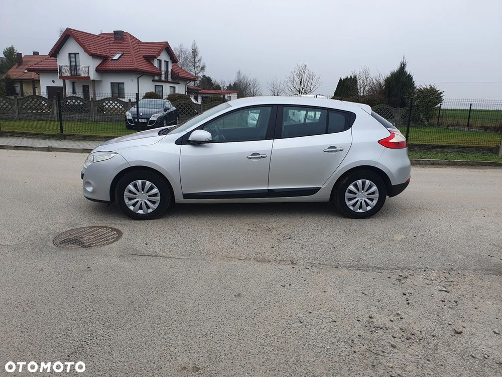 Renault Megane 1.6 16V 110 Dynamique - 2
