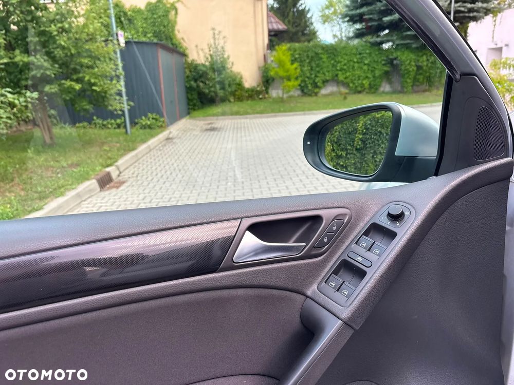 Volkswagen Golf - 20