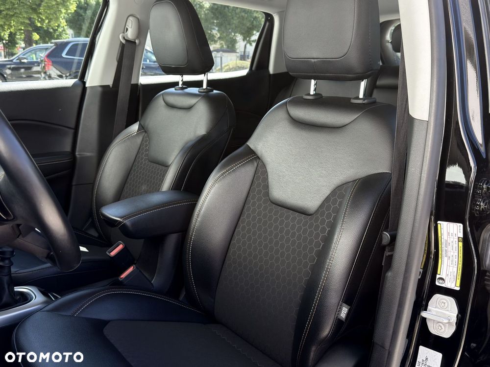 Jeep Compass - 17