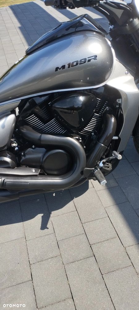Suzuki Boulevard - 34