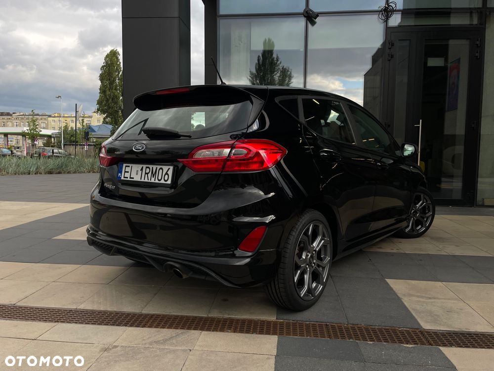 Ford Fiesta 1.1 S&S ST-LINE - 25