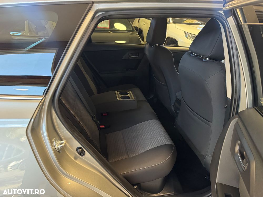 Toyota Auris 1.8 VVT-i Hybrid Automatik Touring Sports Team Deutschland - 14