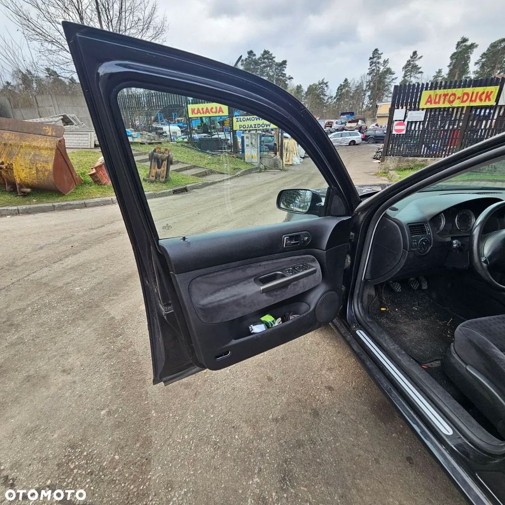 Drzwi / przód tył prawe lewe / Volkswagen Bora (kombi 2003) (kod lak: LC9Z) - 2