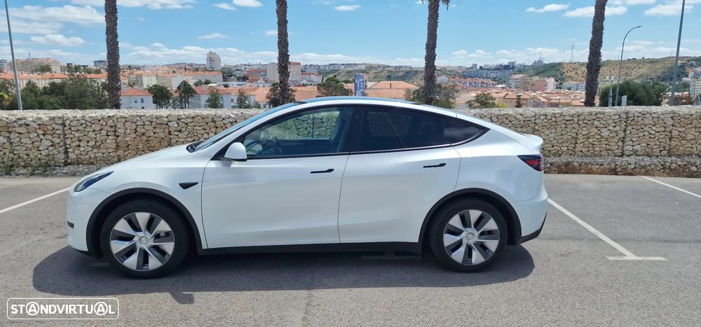 Tesla Model Y Tração Traseira - 2