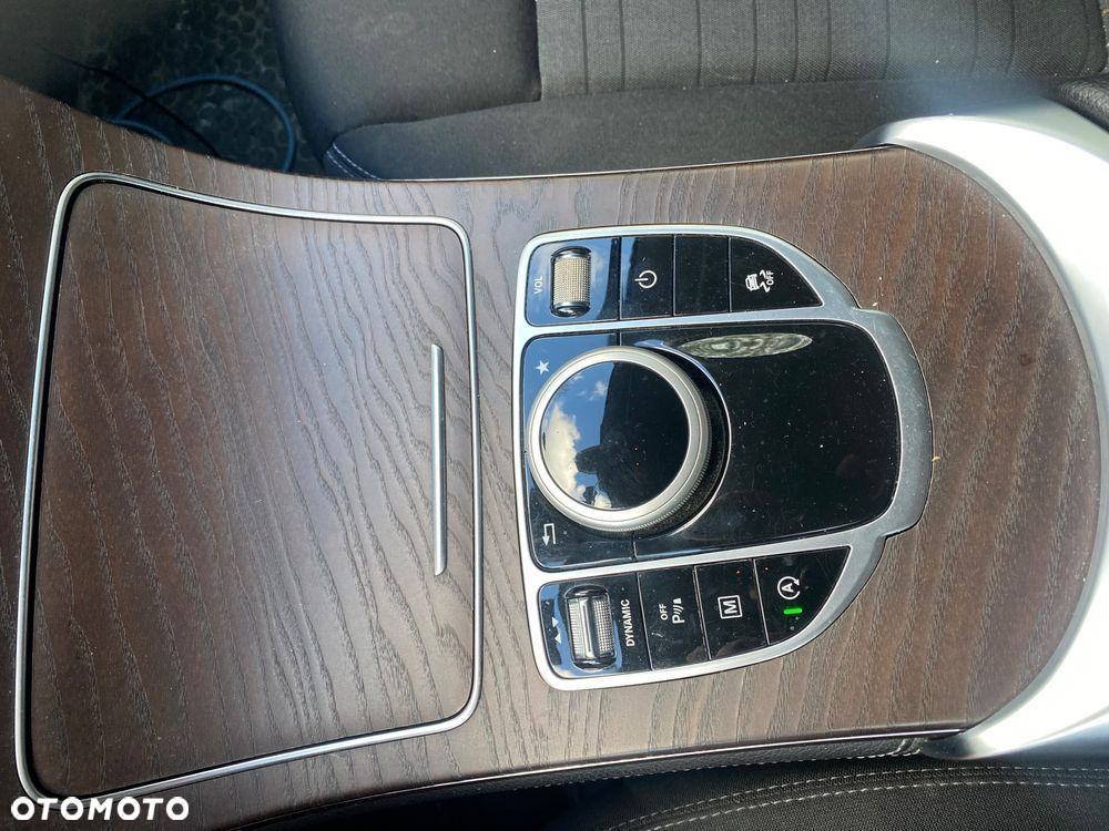 Mercedes-Benz GLC 220 d 4-Matic - 25