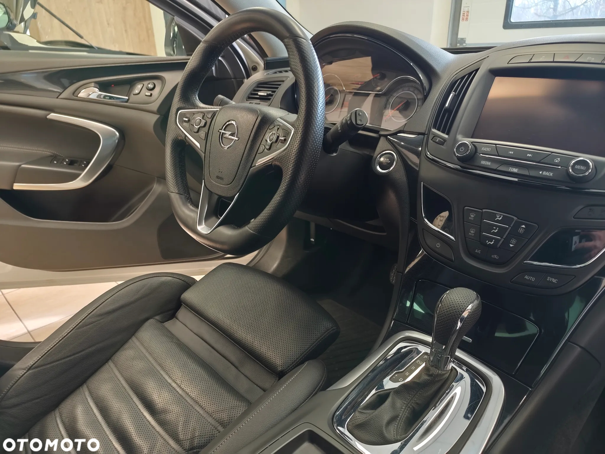 Opel Insignia 1.6 CDTI Edition - 12
