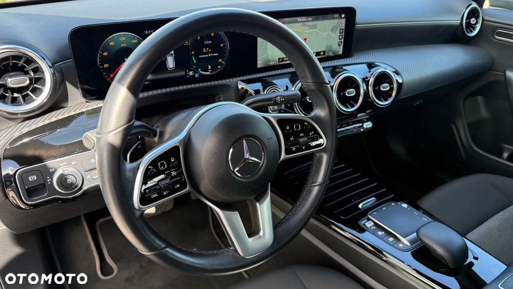 Mercedes-Benz CLA 180 d 8G-DCT Edition 2021 - 29