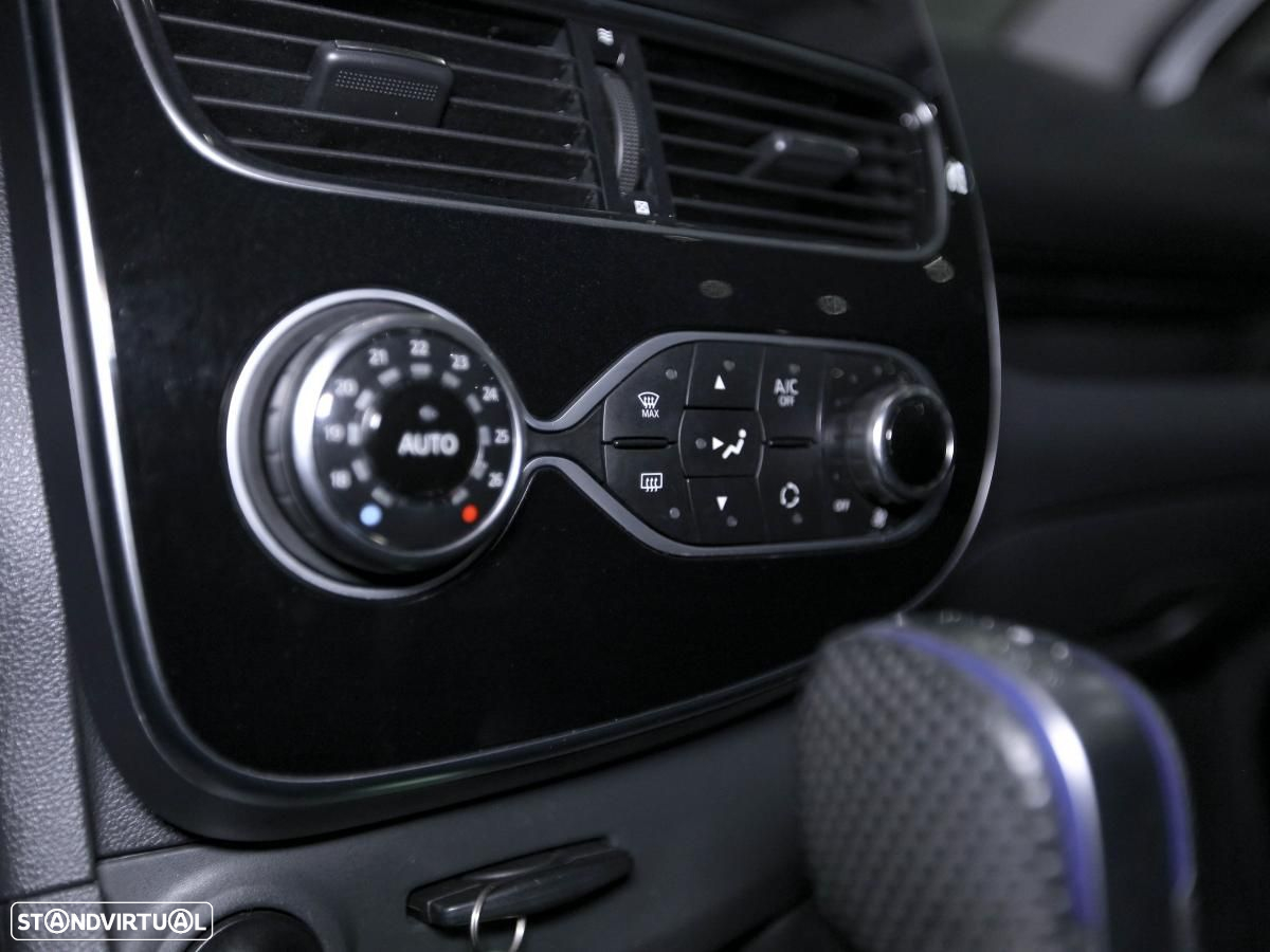 Renault Clio Sport Tourer 1.5 dCi GT Line EDC - 18