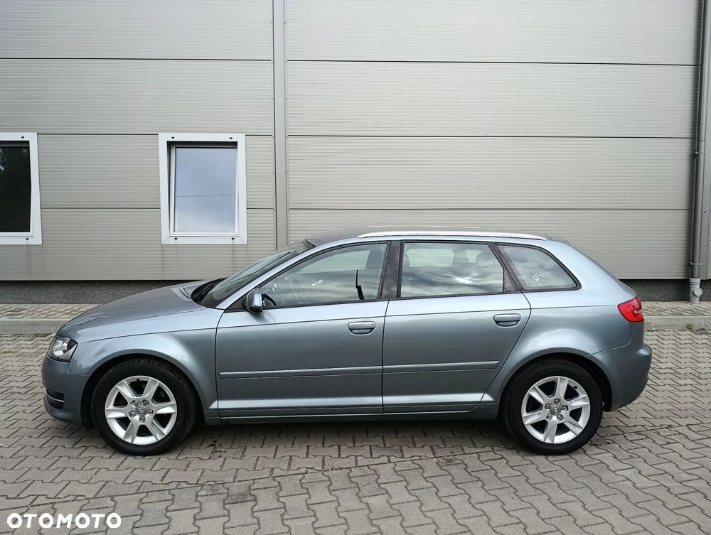 Audi A3 Sportback - 5
