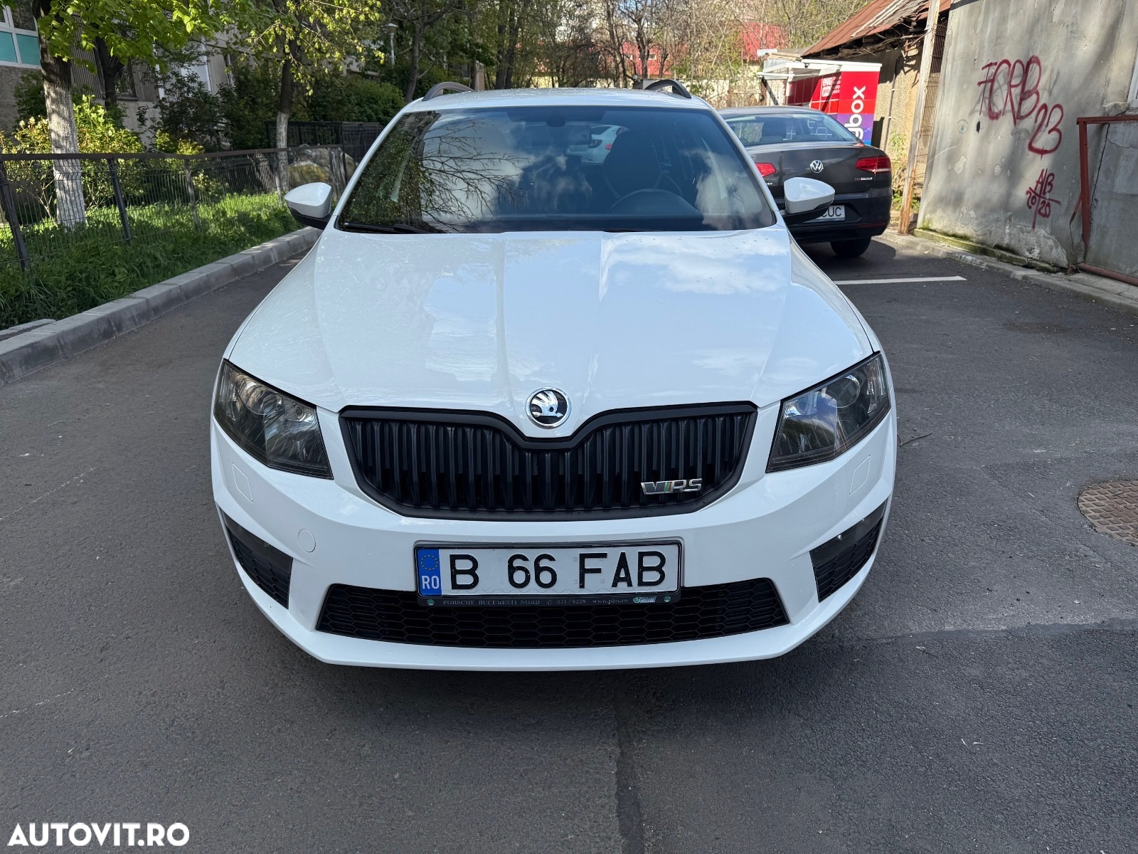 Skoda Octavia 2.0 TDI DSG RS - 4