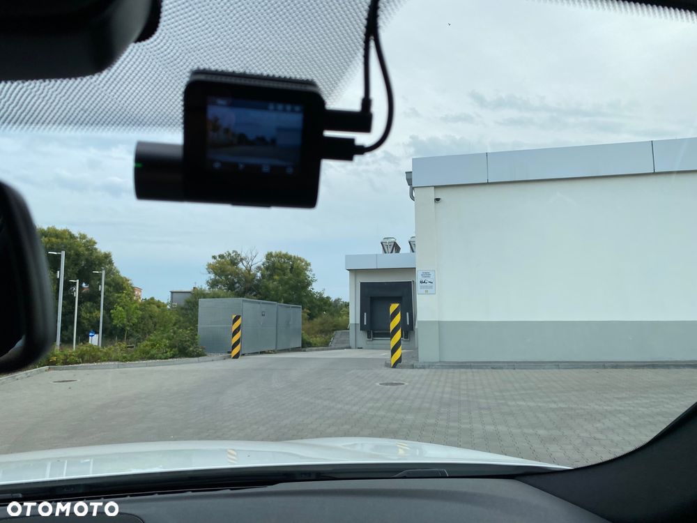 BMW Seria 5 520d xDrive mHEV M Sport - 9