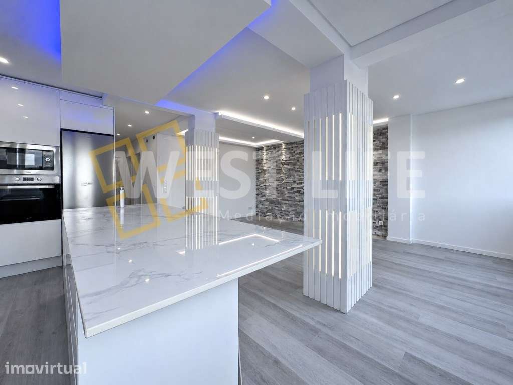 Apartamento T2 Remodelado de Excelência no Centro de Queijas | Oeiras - Grande imagem: 5/23