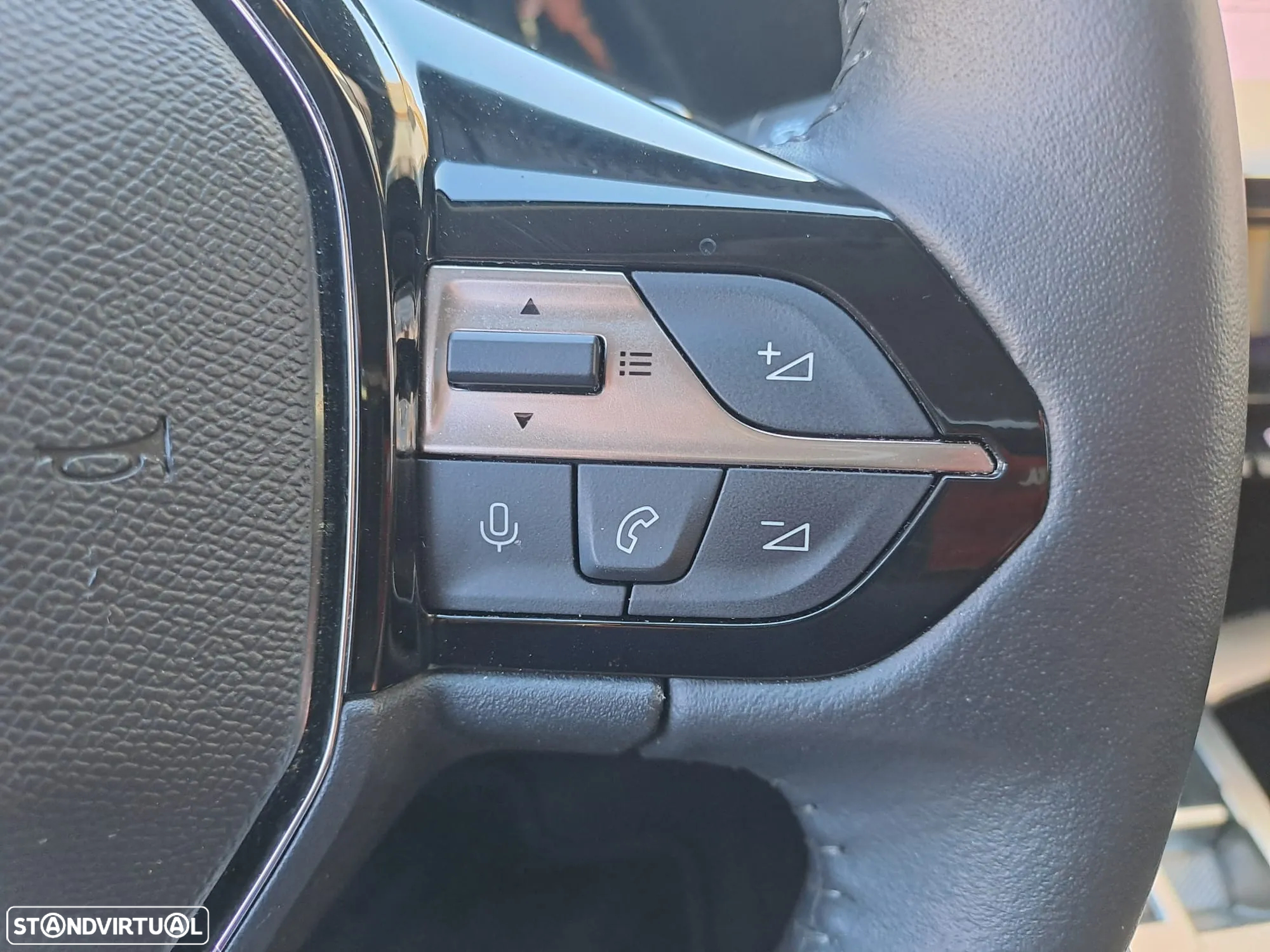 Peugeot 308 1.6 Hybrid GT e-EAT8 - 13