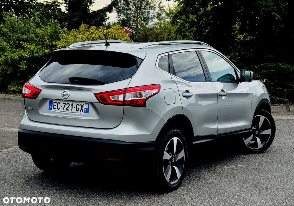 Nissan Qashqai 1.6 DIG-T 360 - 26