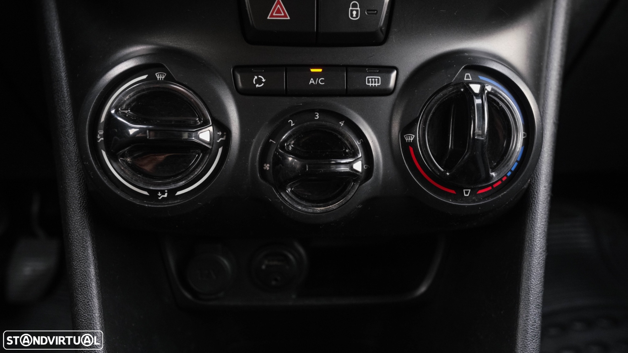 Peugeot 208 1.4 HDi - 17