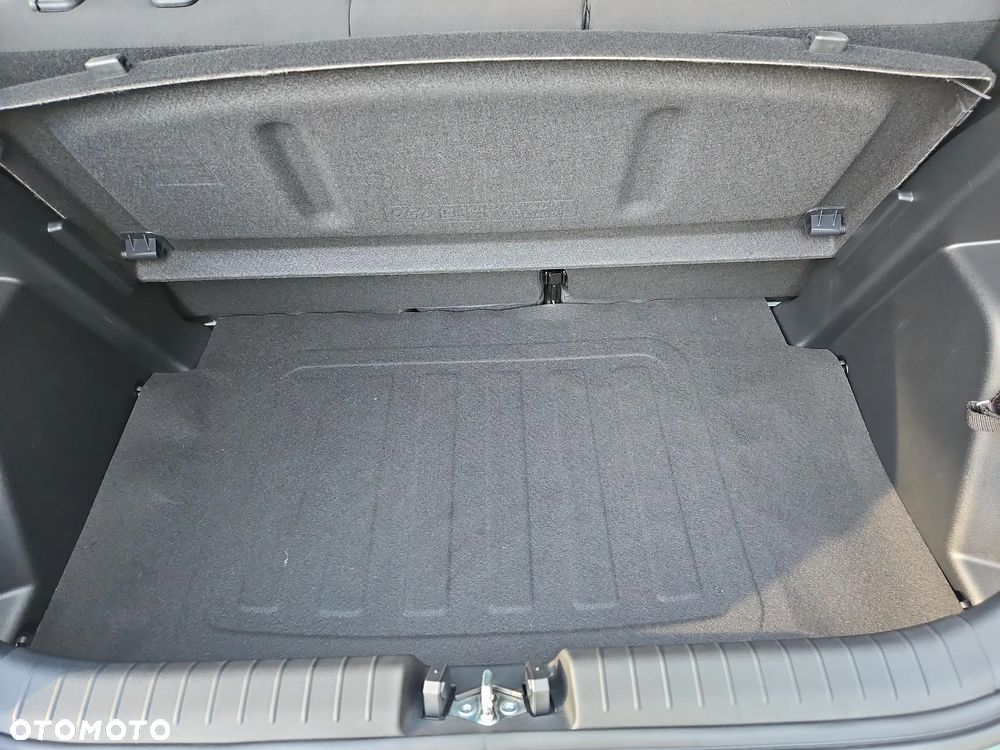 Hyundai i20 1.2 Modern - 17