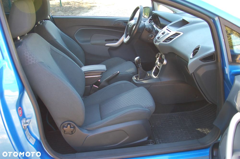 Ford Fiesta 1.4 Titanium EU5 - 9