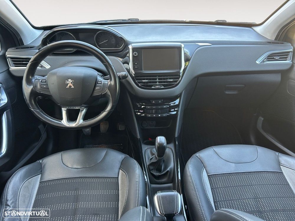 Peugeot 2008 1.2 PureTech Allure - 10