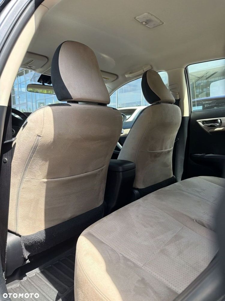 Lexus CT - 19