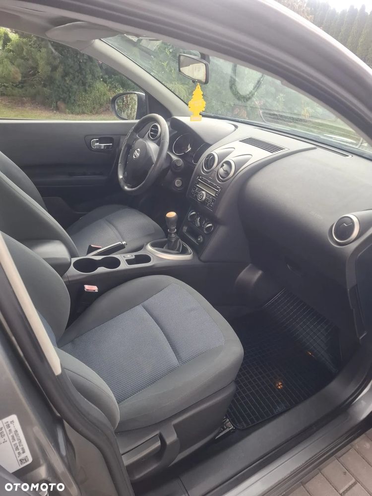 Nissan Qashqai+2 - 4