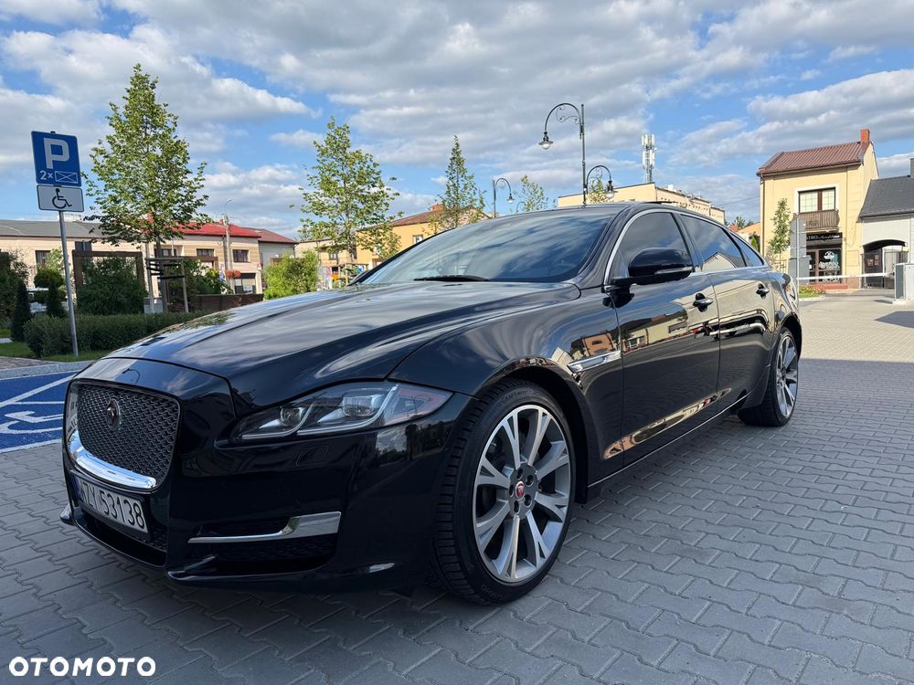 Jaguar XJ 3.0 T Portfolio - 1