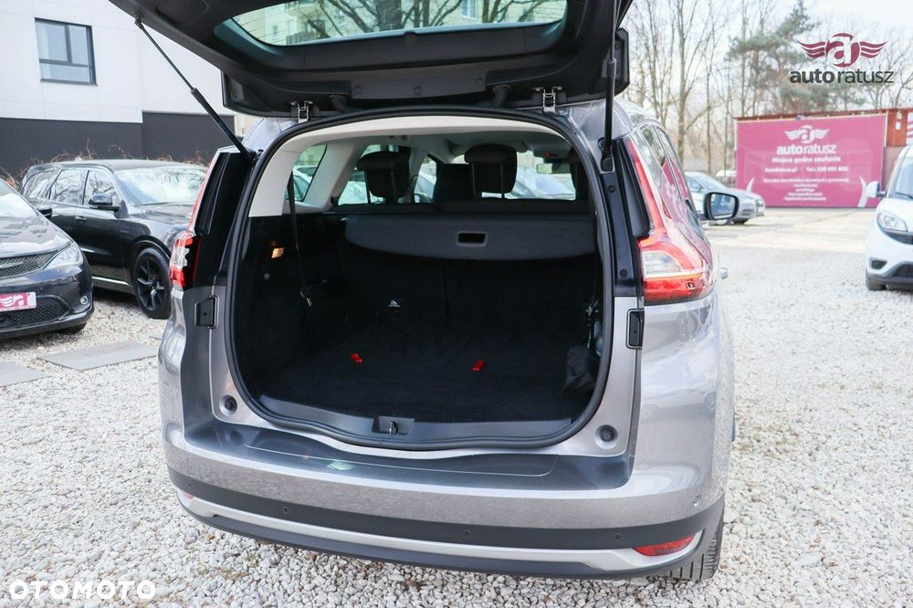 Renault Grand Scenic - 39