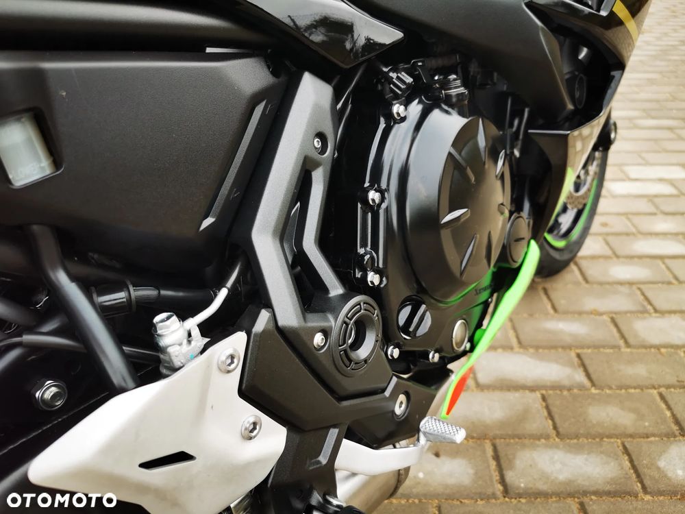 Kawasaki Ninja - 18