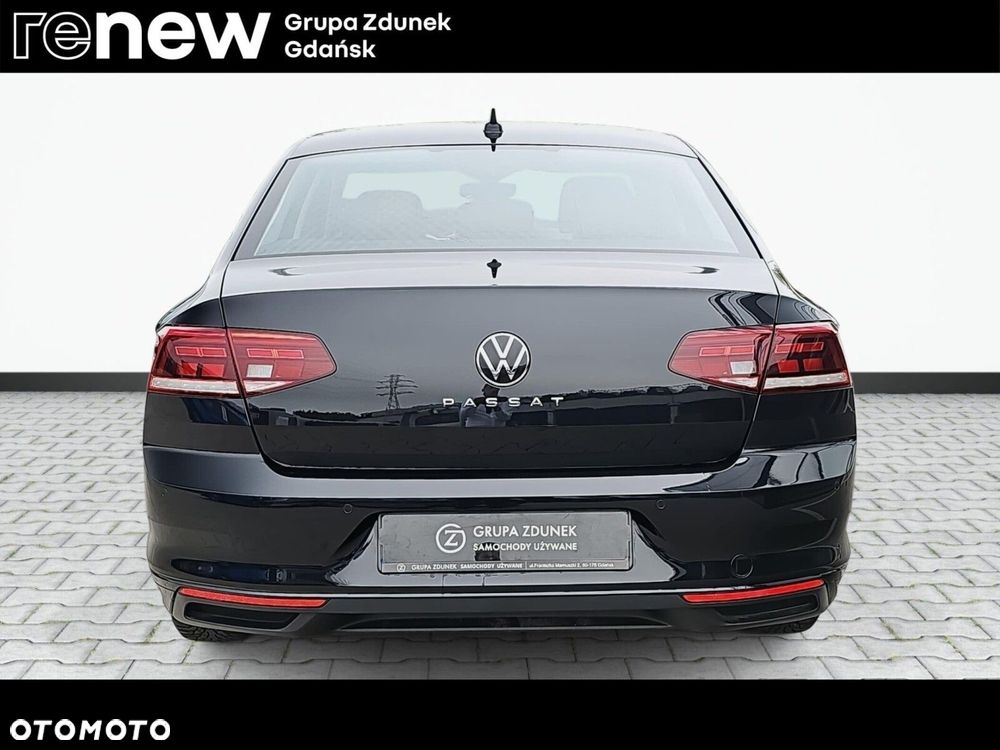 Volkswagen Passat - 7