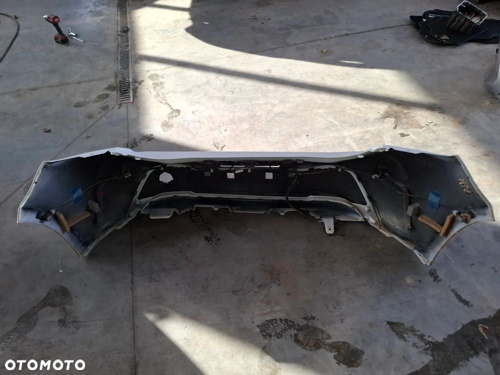 Toyota corolla e21 HTB zderzak tył kompletny - 6