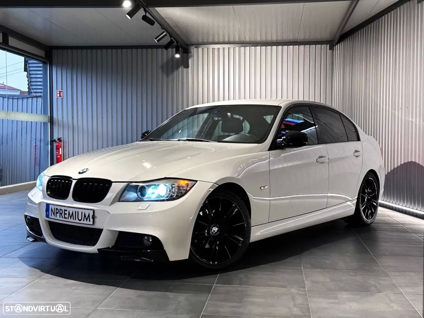 BMW 318 d Auto - 38