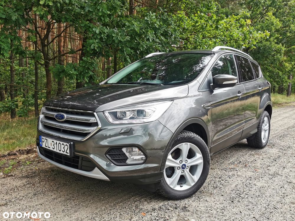 Ford Kuga 1.5 EcoBoost 2x4 Titanium - 1