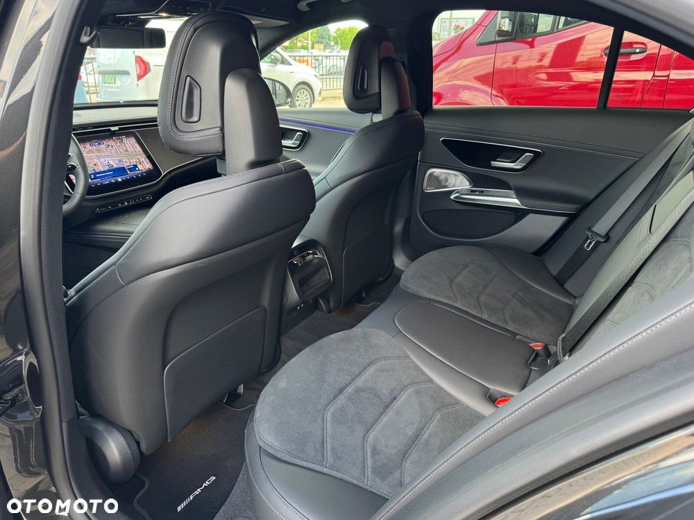 Mercedes-Benz Klasa E 220 d mHEV 4-Matic AMG 9G-Tronic - 8