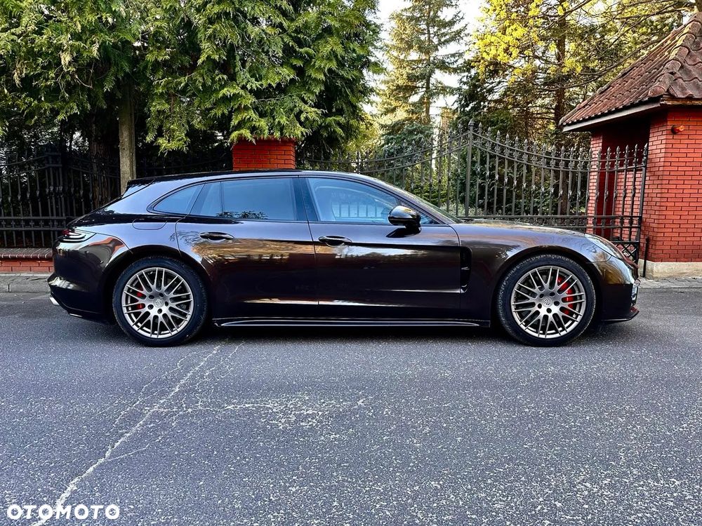 Porsche Panamera - 6