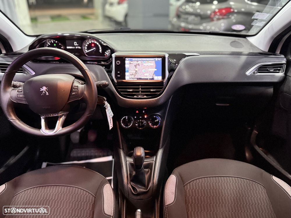 Peugeot 208 PureTech 82 Start & Stop Style - 14