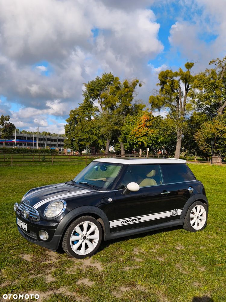 MINI Cooper Standard - 5