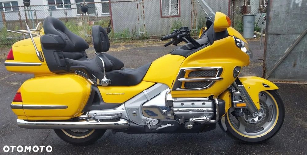 Honda GL - 10