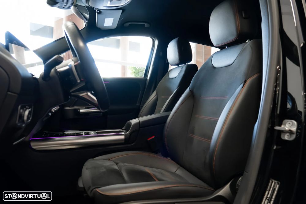 Mercedes-Benz GLA 180 d AMG Line — fotografia 6