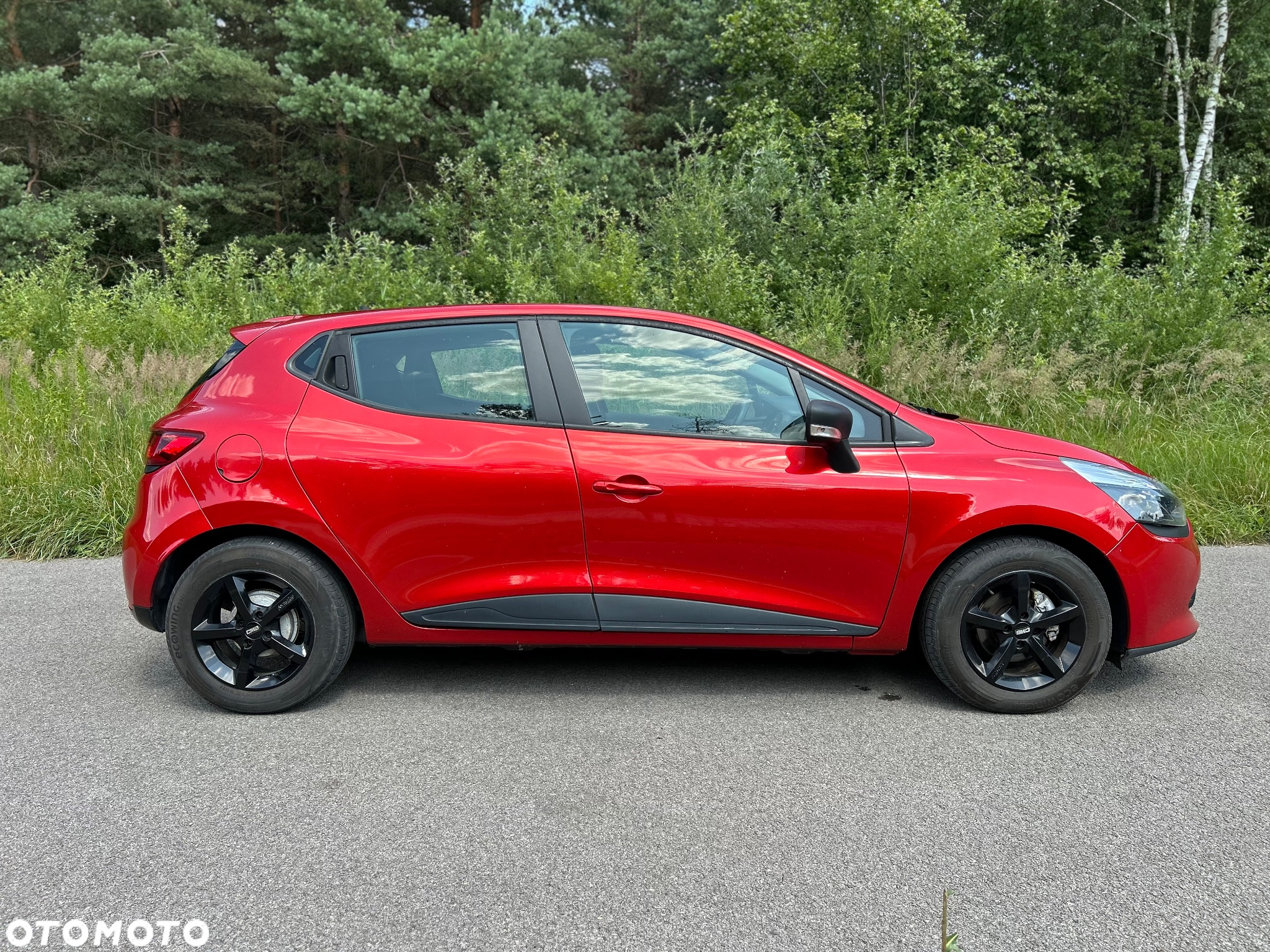 Renault Clio 1.2 16V 75 LIMITED - 12