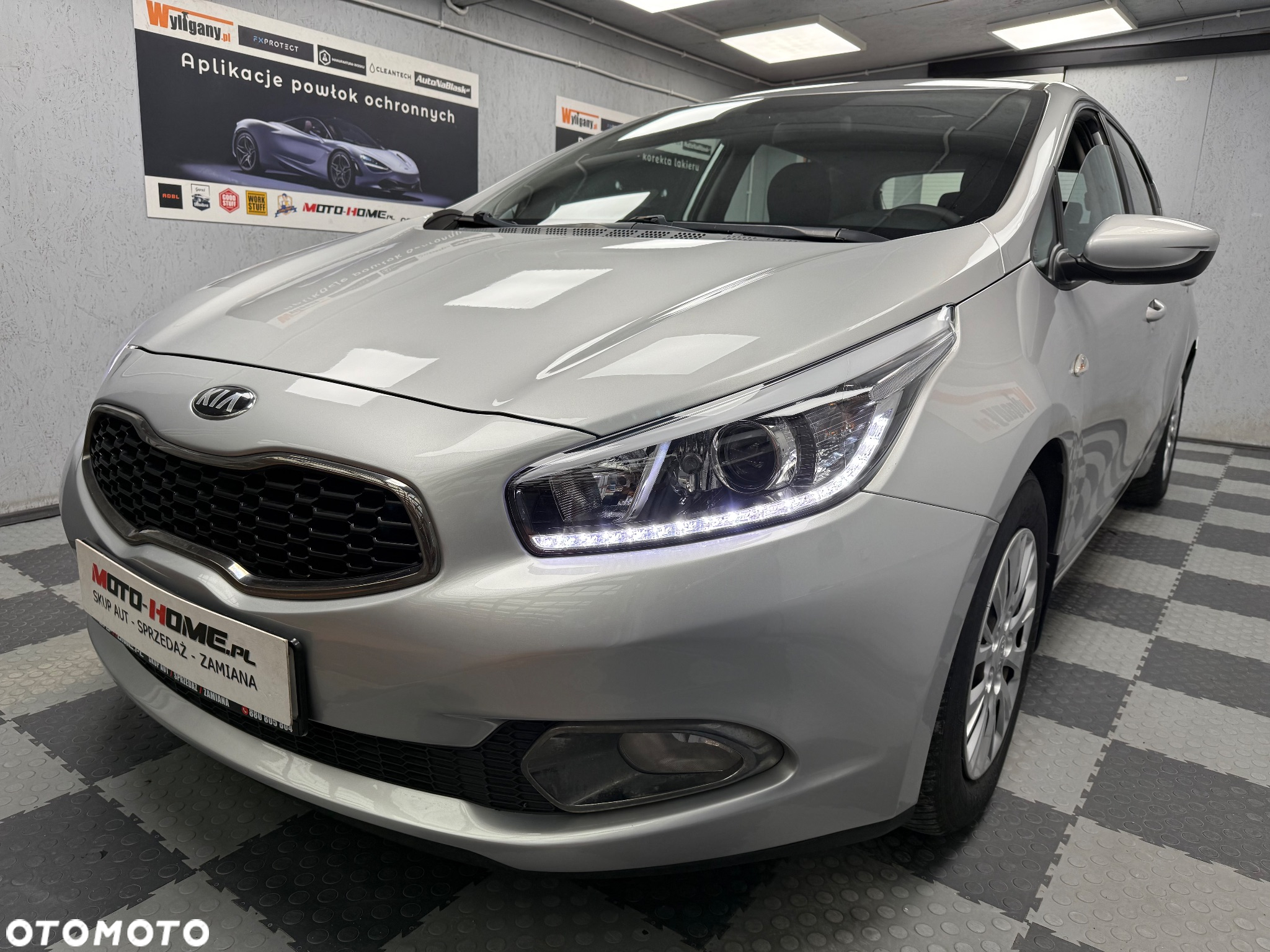 Kia Ceed - 22
