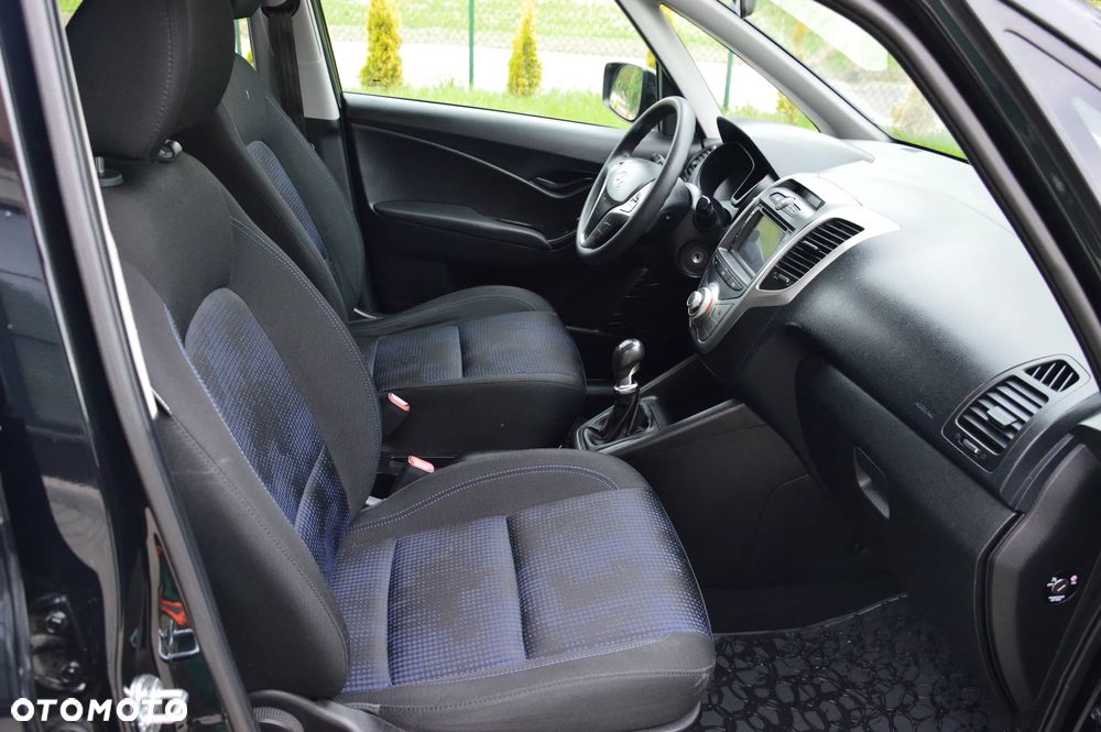 Hyundai ix20 - 23