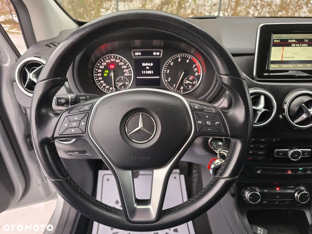 Mercedes-Benz Klasa B 180 (BlueEFFICIENCY) - 24