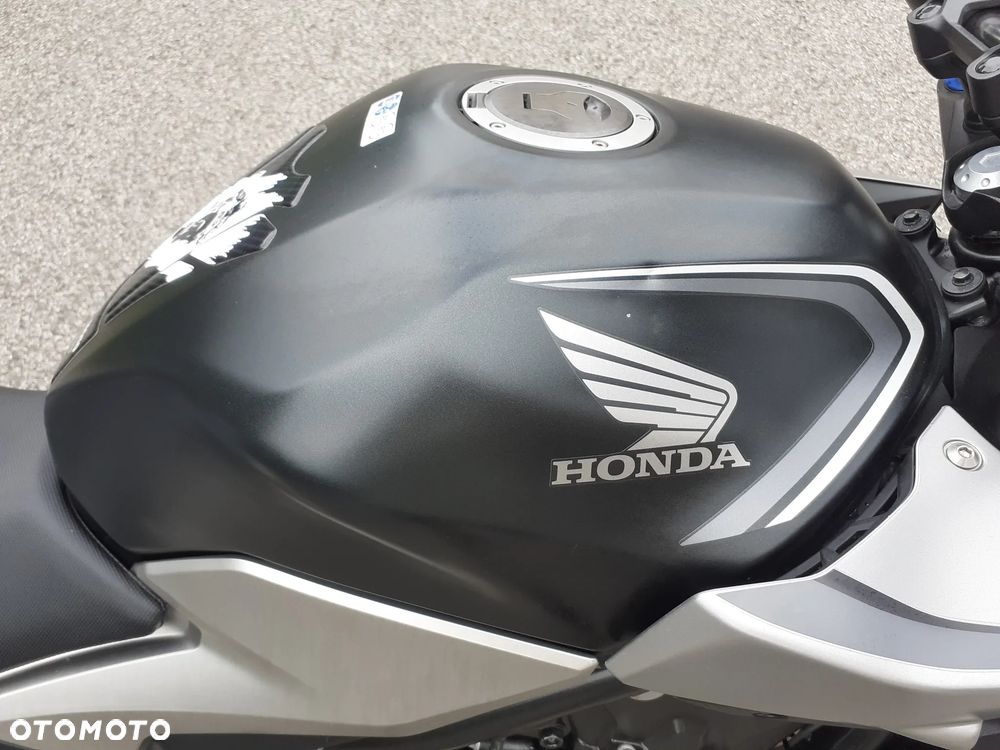Honda CB - 2